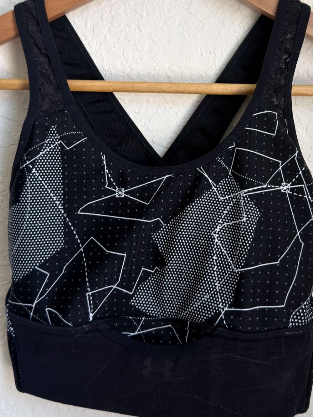 Under Armour Crossback Sports Bra Black Print Women's Small Medium Support. (C)